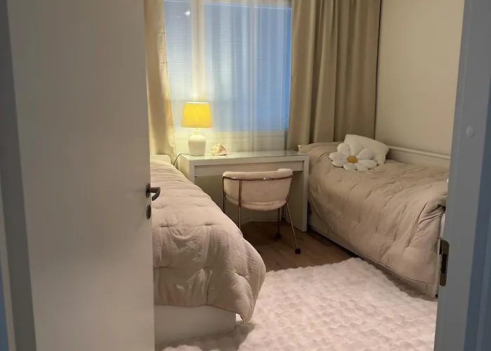 Willa Modern Under The Northern Lights