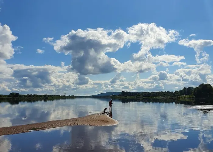 Willa Modern Under The Northern Lights